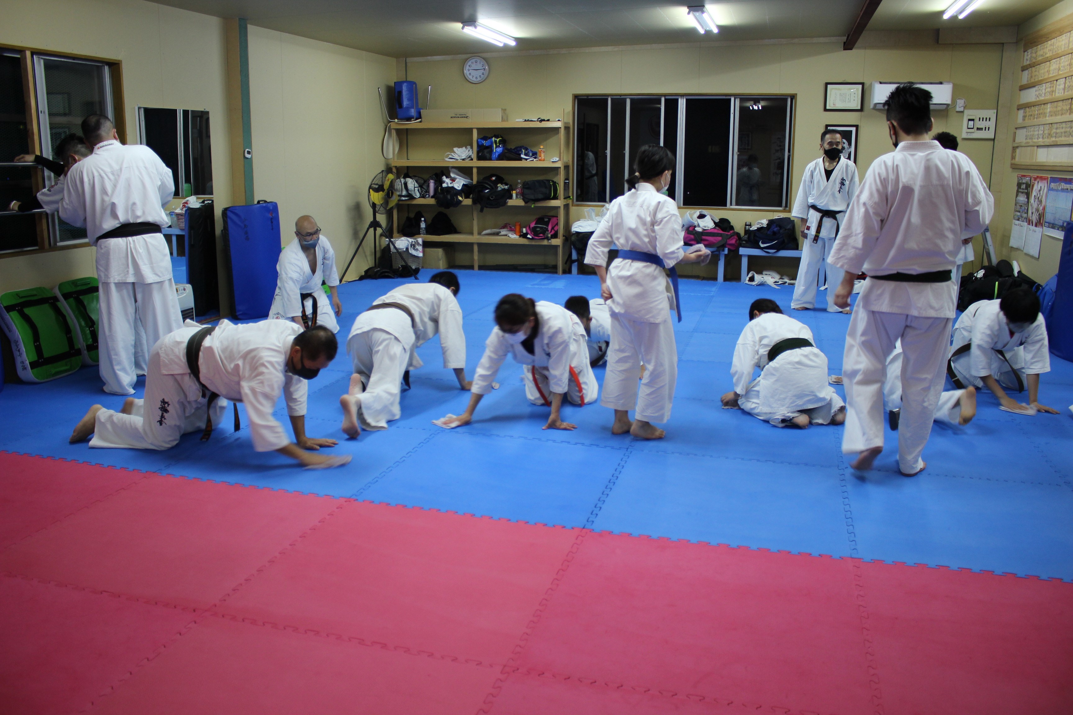 �V�ɐ^��É��x���i������֓c�{������