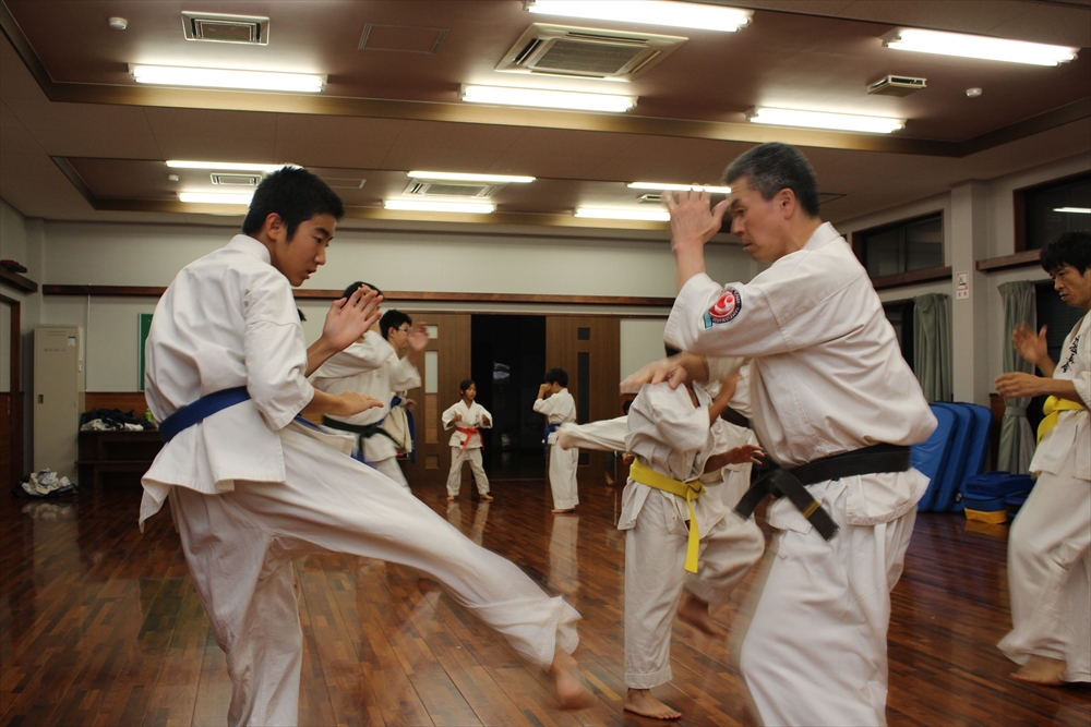 新極真会空手　浜松市東区天王　板垣道場