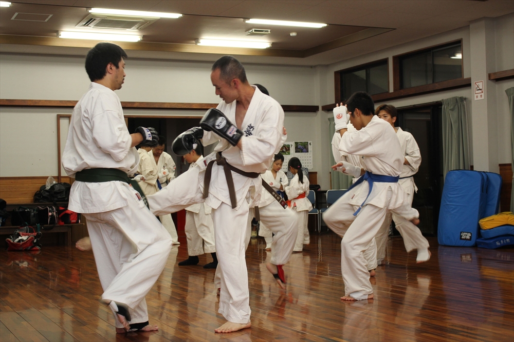 新極真会空手　浜松市東区天王　板垣道場